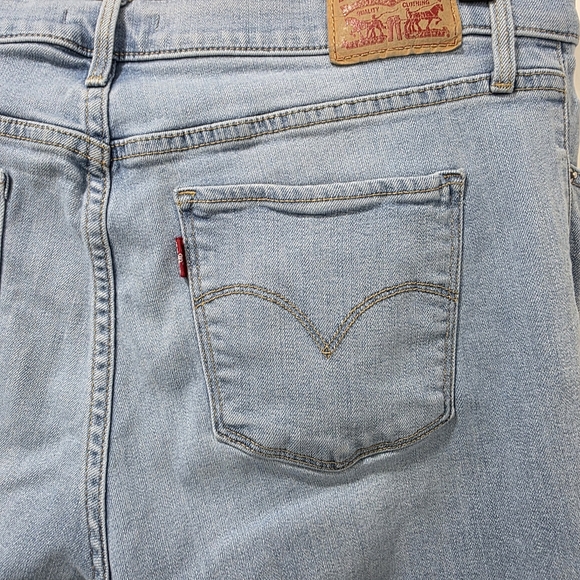 Levi's 314 Shaping Straight Jeans 31x30 Light Wash Stretch Mid Rise Tummy Contro - Picture 5 of 10